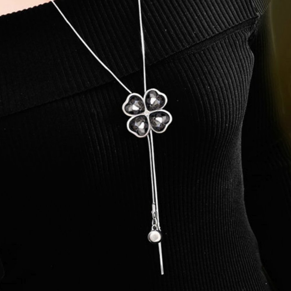 Lucky 4 Leaf Clover Long Chain Necklace Pendant
